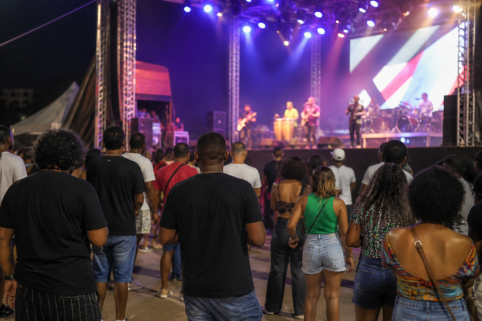 Roupa Nova, David Quinlan e dupla sertaneja animam 18ª Festa do Dia de Castro em setembro