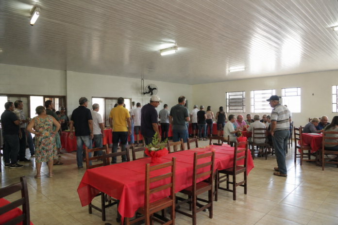 Marechal Cândido Rondon abre Agita Rondon 2026 e homenageia 7 profissionais de Educação Física