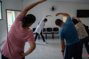 Ibiporã oferece aulas gratuitas de alongamento em unidades de saúde: veja horários