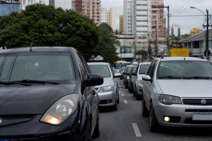 Prefeitura de Ponta Grossa vai analisar pedido por mais vagas de parada rápida
