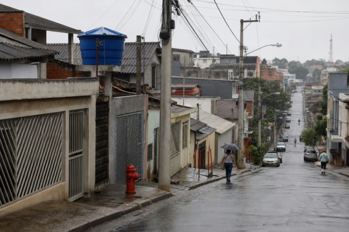 Araucária fica sem água nesta quinta