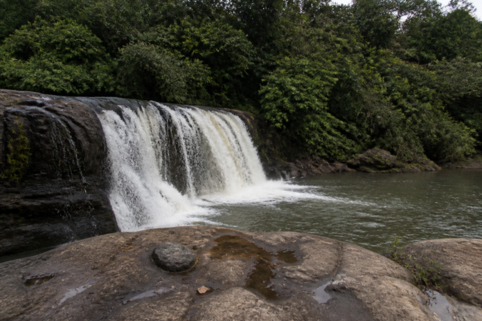 Cataratas do Iguaçu registra vazão cinco vezes acima do normal, Garganta do Diabo segue aberta