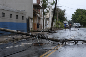 Copel mobiliza 60 profissionais para restabelecer energia em Cianorte após temporal