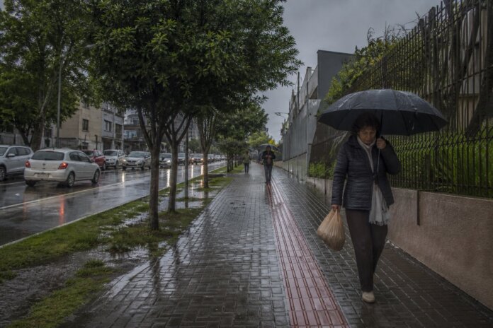 Chuva volta ao Paraná na sexta, sábado terá volumes elevados