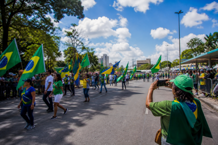 Telêmaco Borba faz desfile de 7 de Setembro com 75 instituições e tema de sustentabilidade