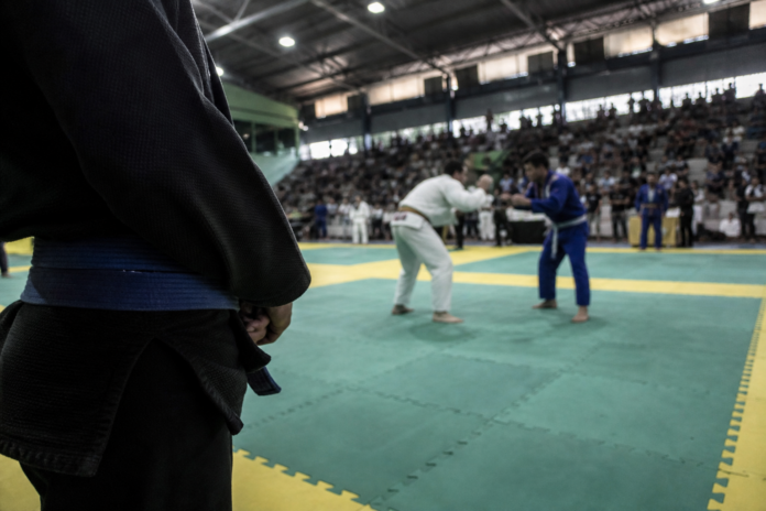 Londrina leva 17 atletas para Copa Brasil de Kickboxing em Maringá
