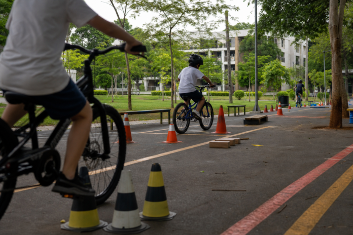 UEL abre 40 vagas em aulas gratuitas de ciclismo para crianças de 5 a 15 anos