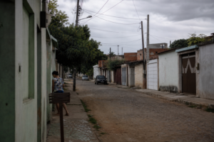 Colombo pede à Copel ampliação da rede elétrica na Rua Zacarias Machado de Meira