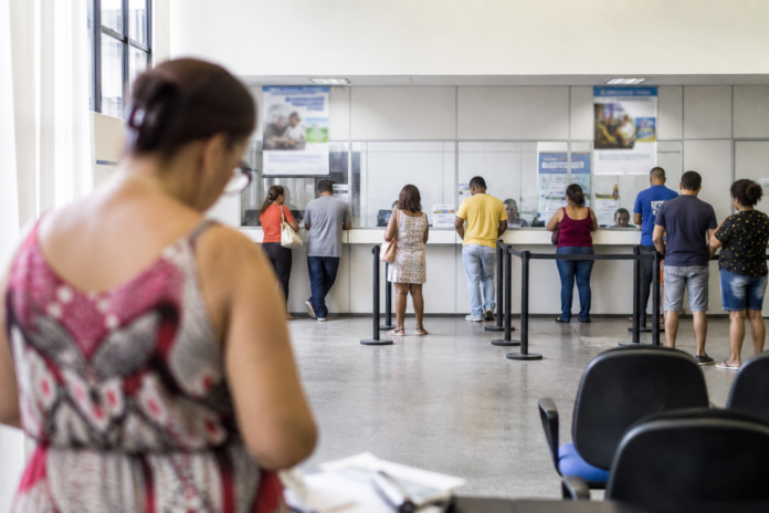Guarapuava: estudantes têm até 28 de setembro para renovar Educard e Vem Escolar
