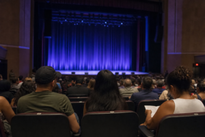 Ator Alexandre Toledo leva monólogo ao Teatro da Cidade de 11 a 13 de setembro