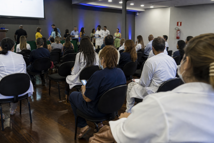 Ponta Grossa forma 22 profissionais de saúde em práticas restaurativas