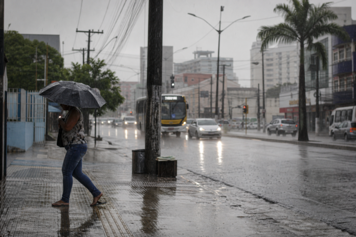 Ponta Grossa tem sábado chuvoso com chuva acumulada acima de 38 mm