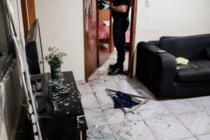 Homem invade casa em Toledo, furta R$ 200 e é preso após se trancar no quarto