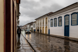 Apucarana tem domingo frio e chuvoso, segunda tem mínima de 8°C