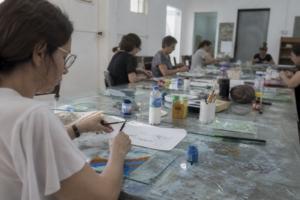 Campo Largo abre inscrições para oficina gratuita de pintura em vidro