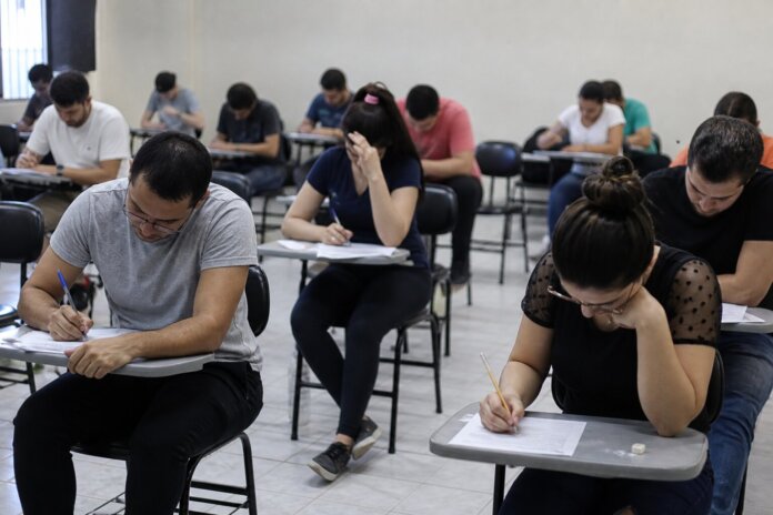 FAG Toledo abre inscrições para vestibular de verão, prova é em 17 de outubro