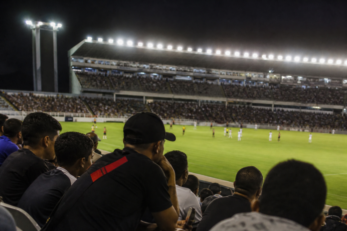Athletico perde para Cruzeiro e encerra série de 10 jogos invicto no Brasileirão