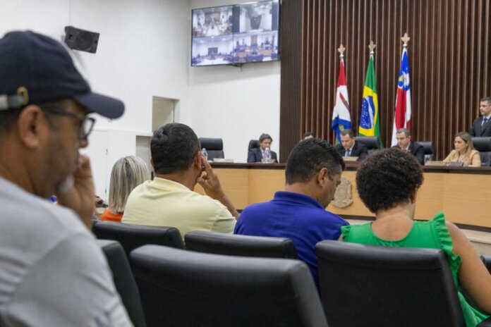 Socorrista voluntário recebe título de cidadão honorário em São José dos Pinhais