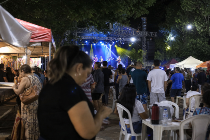 Inimigos da HP encerra Festa Nacional da Tainha em Paranaguá no sábado