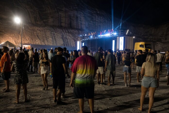 Parangolé traz sucessos do axé ao Curitiba Folia em dezembro na Pedreira Paulo Leminski