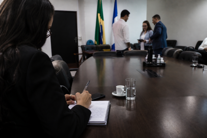 Enviados dos EUA chegam a Kiev para negociar paz entre Rússia e Ucrânia