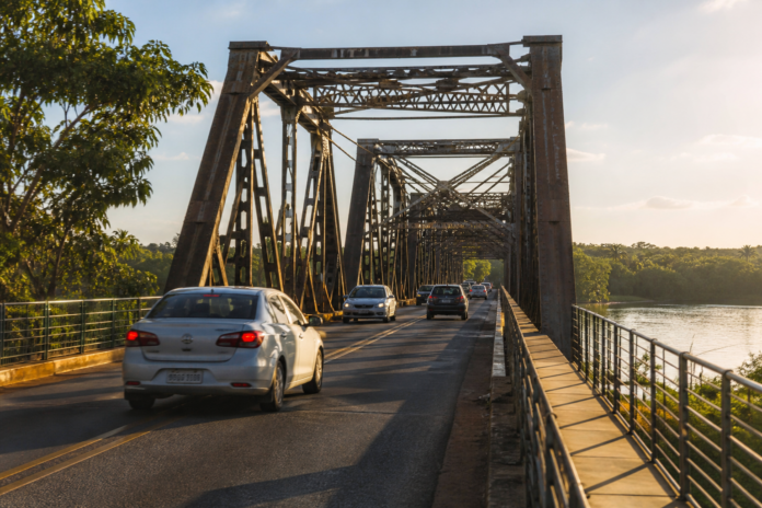 Ponte da Integração abre para carros em 14 de setembro, documento custa R$ 63,85 no Brasil