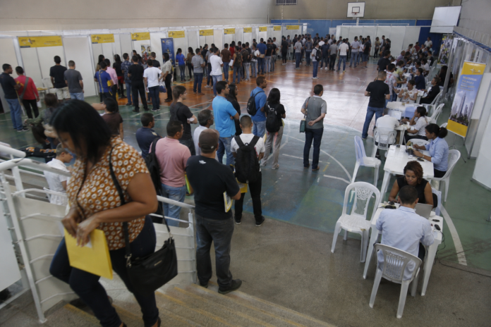 Conecta Norte oferece 1,5 mil vagas de emprego em Londrina, Cambé e Ibiporã