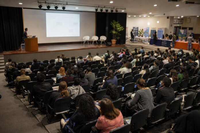 UENP abre inscrições para seminário de pesquisa e mostra de produtos educacionais em novembro