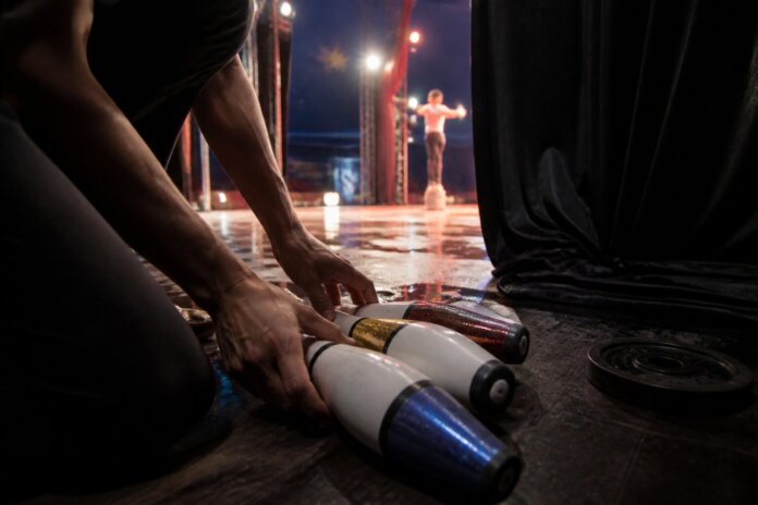 Arapongas recebe festival de artes cênicas com teatro, dança e circo de 14 a 27 de setembro