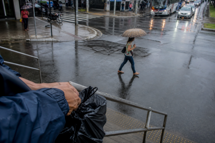 Paranavaí tem frio de 12°C no feriado, mas chuva volta com força na quarta