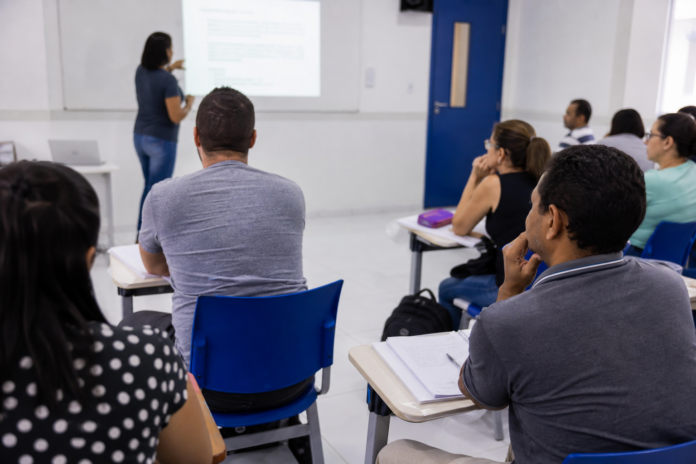 Projeto MEGA abre 50 vagas de curso grátis em Cascavel: inscrições até setembro