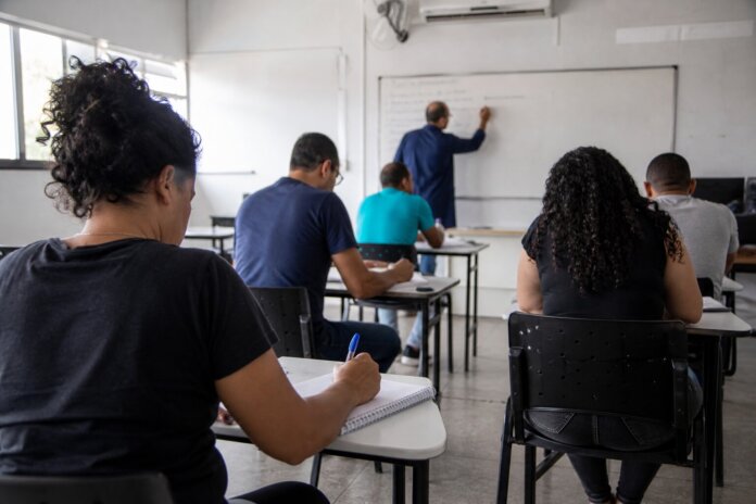 Londrina abre 465 vagas em cursos gratuitos de qualificação profissional