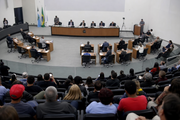 Apucarana precisa valorizar profissionais da educação, alerta presidente da Câmara