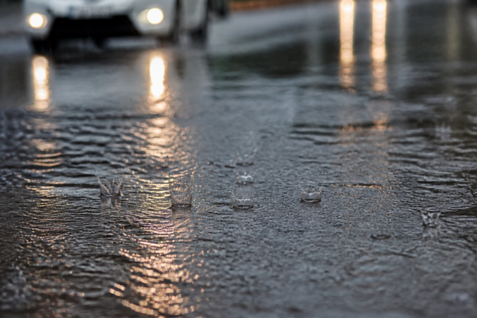 Castro tem chuva o dia todo nesta quinta-feira, temporal à tarde e vento de até 38 km/h