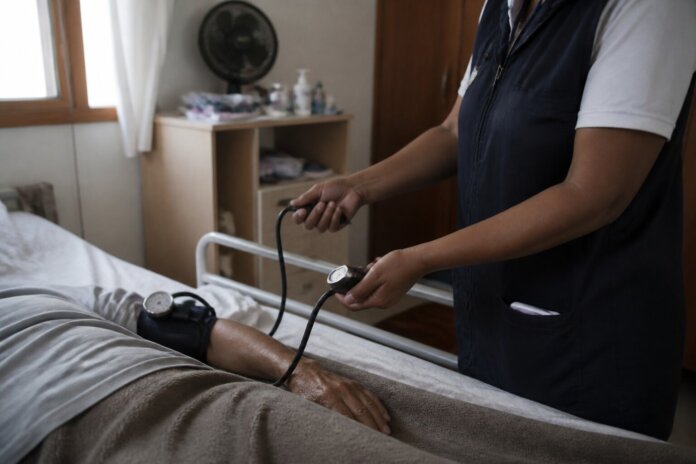 Ibiporã lança programa para atender pacientes acamados em casa