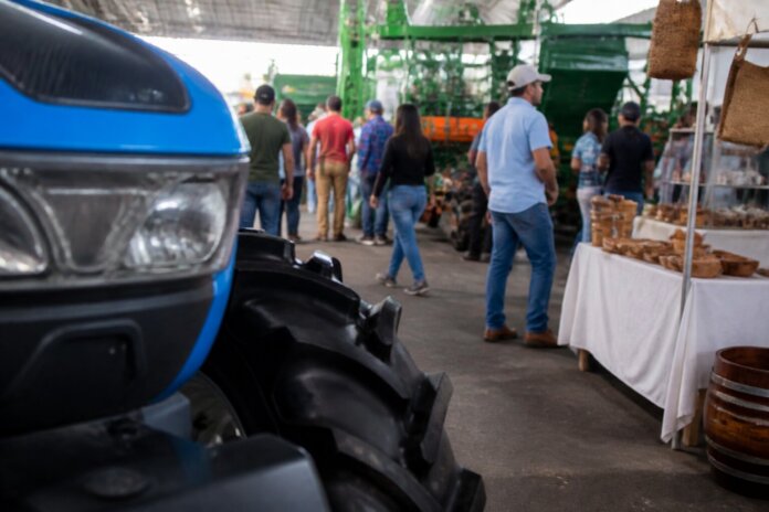 Guaíra abre 12ª Feira Agroindustrial com foco em tecnologia e crédito rural