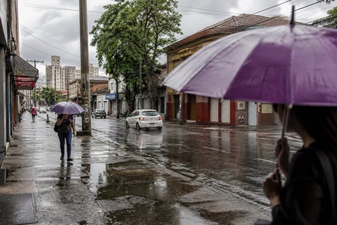 Toledo tem fim de semana nublado e chuva possível, sol volta terça-feira