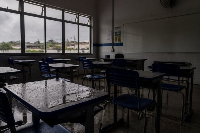 Temporais na RMC: escolas da região suspendem ou encurtam aulas nesta sexta