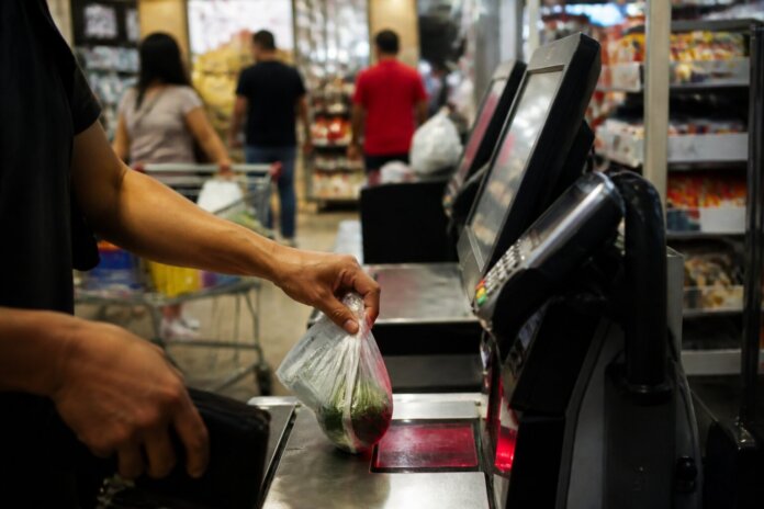 Super Muffato do Tarumã reabre com novo conceito tecnológico e mais serviços