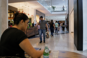 Shopping Plaza de Ponta Grossa chega a R$ 100 milhões em faturamento e abre centro de convenções