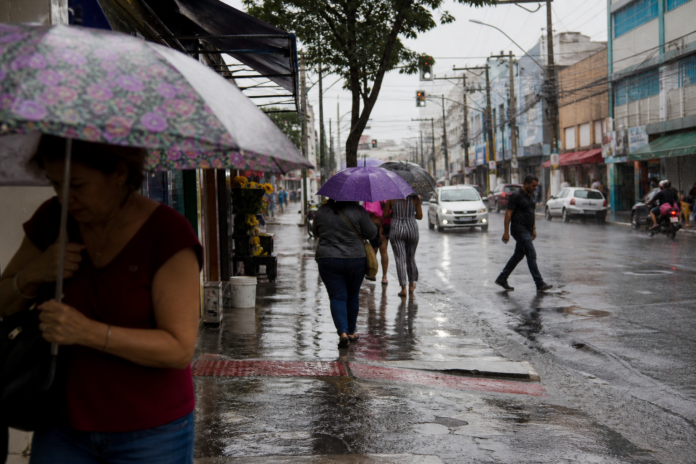 Última semana do inverno em Foz do Iguaçu tem chuvas fortes antes da primavera