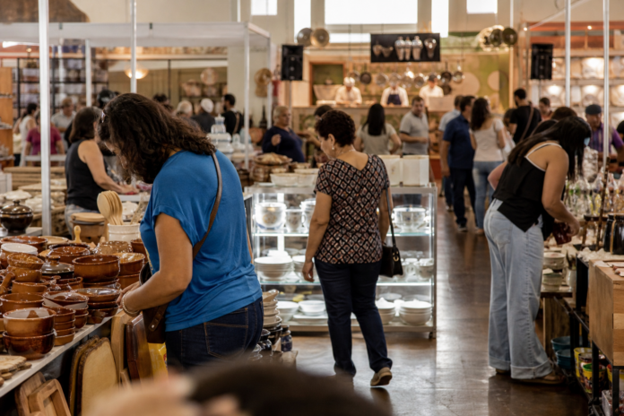 Sebrae conecta pequenos negócios na 33ª Feira da Louça de Campo Largo