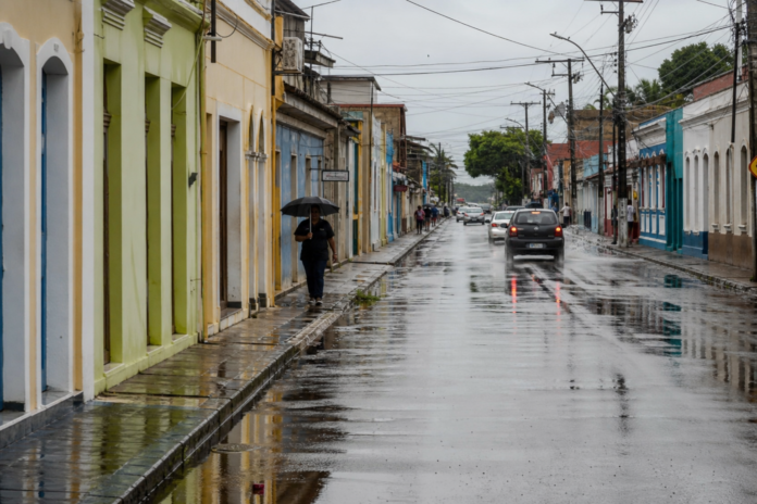 Curitiba registra apenas 3 dias sem chuva em setembro