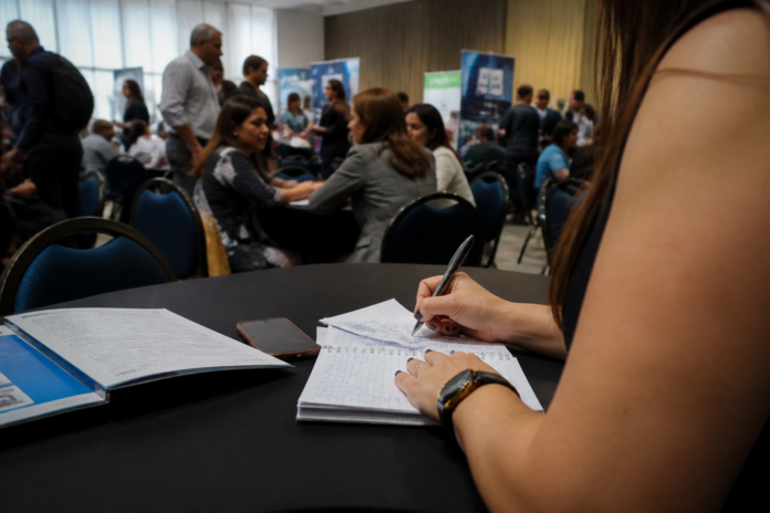 Prudentópolis recebe reconhecimento do Sebrae pelo Programa Cidade Empreendedora
