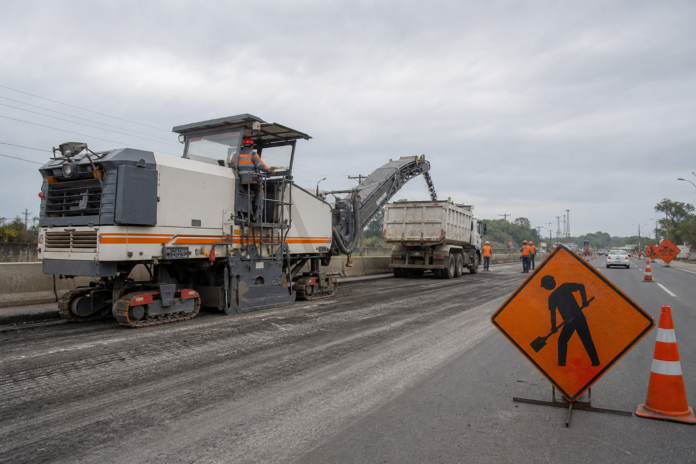 BR-376 e PR-323 têm obras nesta quinta em 17 trechos