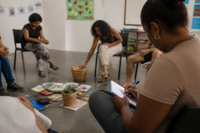 CREAS de Marechal Cândido Rondon promove oficinas e palestra sobre saúde mental