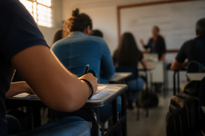 Idosos de Guarapuava podem fazer cursos gratuitos na Unicentro