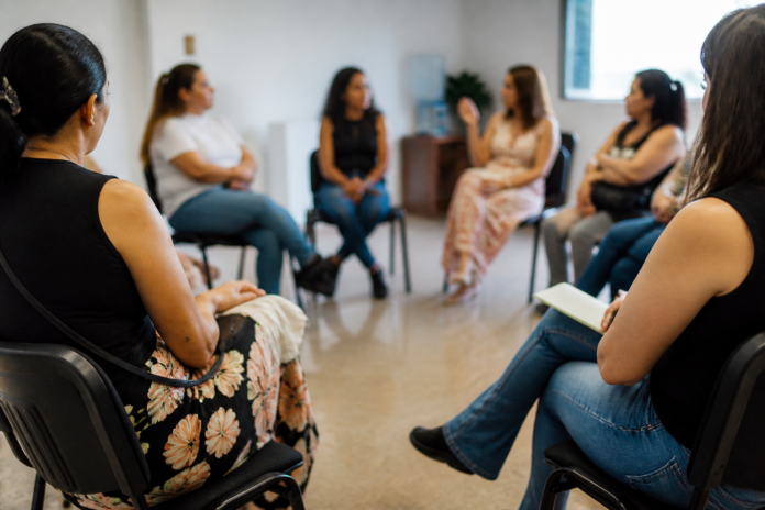 Setembro Amarelo reúne mulheres no Centro de Convivência do Idoso para falar de saúde mental
