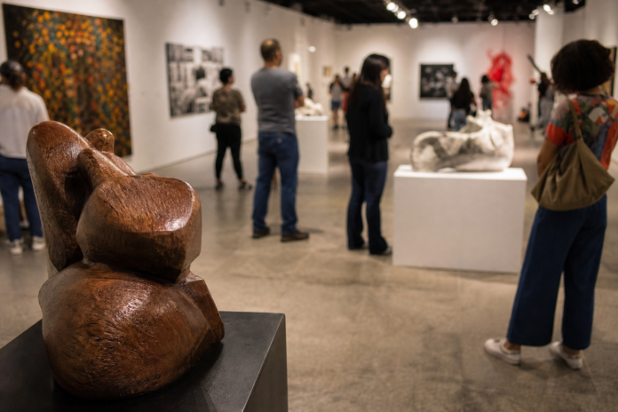 Exposição 'Religare' de Claudia Diaz abre em outubro no Centro Cultural de Umuarama