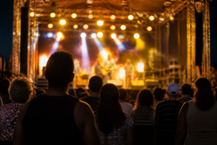 Grupo Integrado celebra 40 anos com show gratuito de Carol Biazin em Campo Mourão
